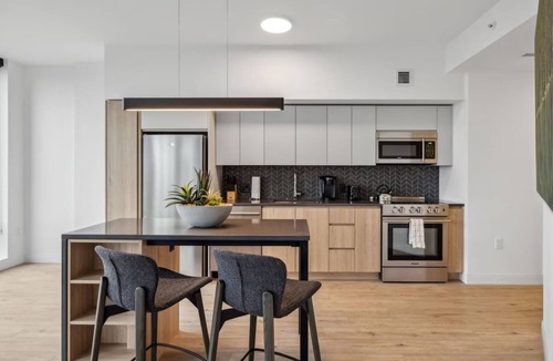 Buzzard Point Hotel | 2 Units | Central Apartment w/Kitchen | Family Comfort & Pet-Friendly Stays