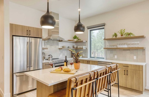 Bend Cottage | 2 Units Deck, Hot Tub, Minutes to Old Bend 1212 Skyline Ranch by Avantstay