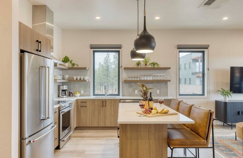 Bend Cottage | 2 Units Deck, Hot Tub, Minutes to Old Bend 1212 Skyline Ranch by Avantstay