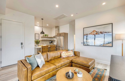 Bend Cottage | 2 Units Minutes to Downtown Bend Hot Tub 1208 Skyline Ranch by Avantstay