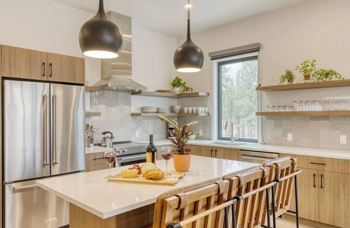 Bend Cottage | 2 Units Minutes to Old Bend Deck + Hot Tub 1216 Skyline Ranch by Avantstay
