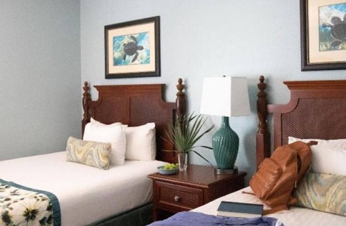 Orange Lake House | 2 Units with Kitchen and Outdoor Pool! Short Drive to SeaWorld Orlando!