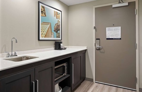 Cranberry Township Hotel | 2 Units with Free Breakfast and Parking! Indoor Pool! Close to North Park!