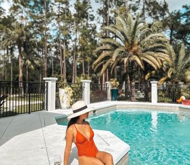 Naples House | 2 Villas, Pickleball,Heated pool, Naples escape