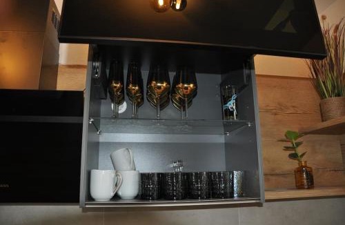 Leopoldshafen Apartment | 2-Zi Wohn NEU Modern