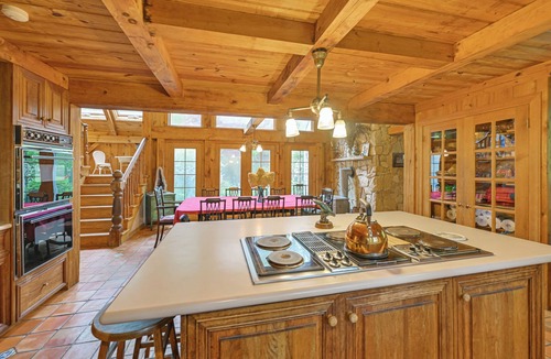 Amagansett North House | 20-Acre Hamptons Nature Escape w/Hot Tub & Pool