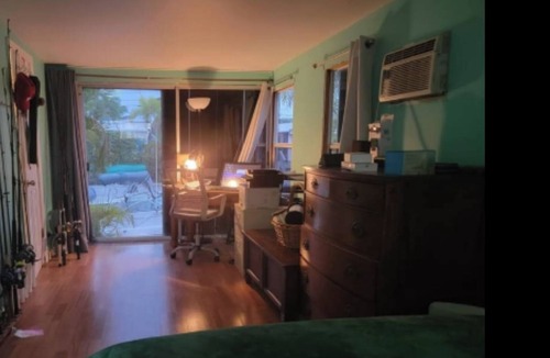 Little Torch Key House | 20 ft from your room to a clean canal full of fish and lobsters and crabs.