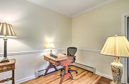Wayne House | 20 Mi to Philly: Inviting Home w/Yard in Wayne!