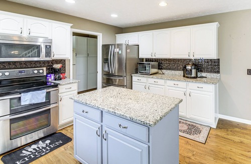 Cartersburg House | 20 Mi to Speedway & Indy 500: Family Getaway!