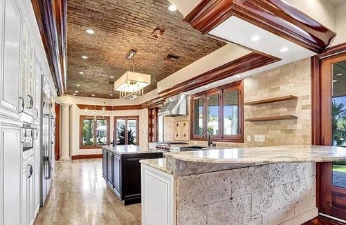 Lighthouse Point Villa | 20 Million Mansion - Lagoon Coastal Bliss Retreat Dog Friendly