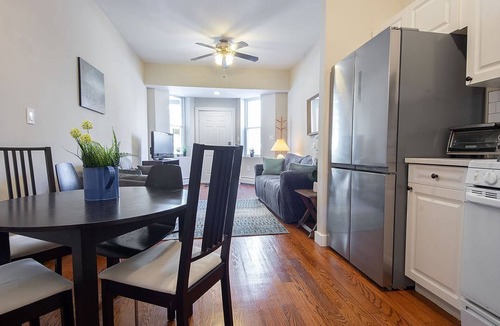West New York Condo | 20 Min to NYC | Walk Everywhere | Cozy 2-BR | Laundry | Paid Parking
