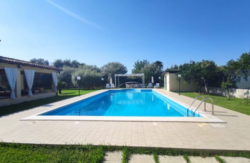 Floridia Villa | 200 m² Villa ∙ 3 bedrooms ∙ 6 guests