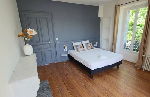 Aix-les-Bains Apartment | 200-square-meter apartment in Villa Tamaris, Aix-les-Bains