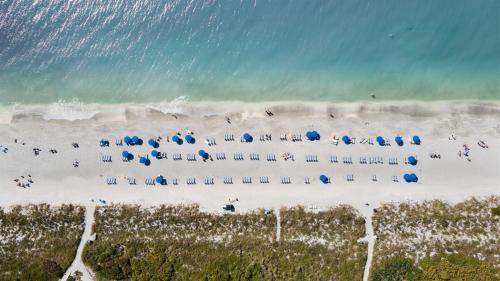 Captiva House | 2004 Beach Villa - Captiva Two Bedroom Premier Beachfront Residence