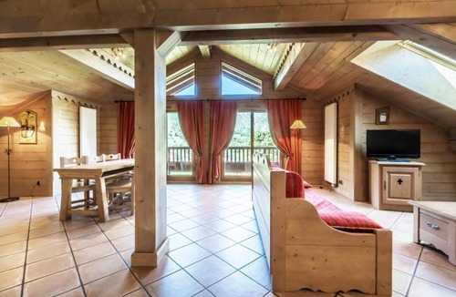 Les Belleville Apartment | 200m from resort center, 2nd floor, view ski slopes, fitness, swimming pool, sauna, hammam, balcony