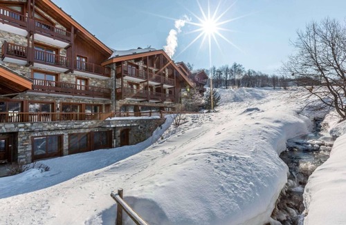 Les Belleville Apartment | 200m from resort center, 1st floor, view ski slopes, fitness, swimming pool, sauna, hammam, terrace