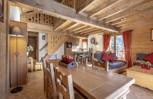 Les Belleville Apartment | 200m from resort center, 5th floor, view valley, fitness, swimming pool, sauna, hammam, balcony, tv
