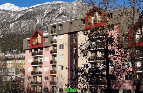 Briancon Apartment | 200m from resort center, 3rd floor, balcony, tv, ski locker, 29m², Serre Chevalier