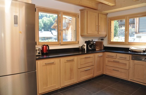 Morillon Ski Chalet | 200m from the gondola, beautiful chalet for 15 people with 7 en-suite bedrooms