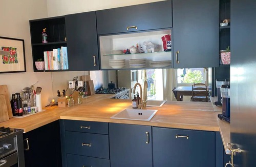 Vondelbuurt Apartment | 200M2 Amsterdam home with private rooftop in the city center