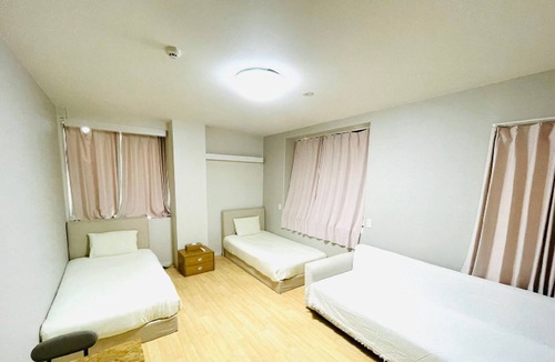 Naha City Centre Apartment | 201 Kitchen and Nice 2 bathrooms 10 people/Naha Okinawa