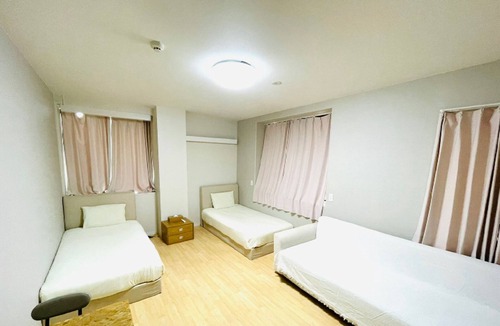 Naha City Centre Apartment | 201 Kitchen and Nice 2 bathrooms 8 people/Naha Okinawa
