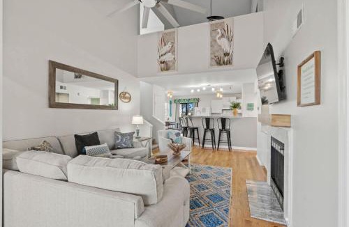 Surfside Beach House | 201D Jenns Bay Retreat
