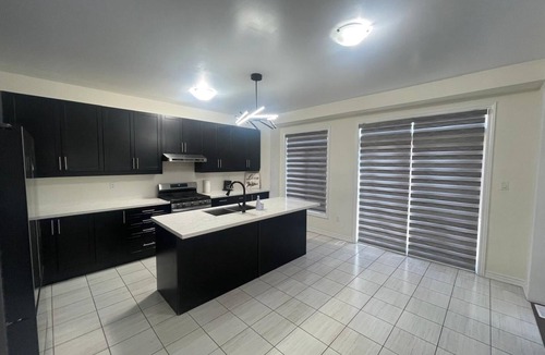 Mount Pleasant House | 2026 VRBO Upscale 6 BEDROOM plus 4 BATH Stay | Space, Comfort & Privacy