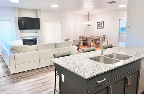 Midway Apartment | 203 | Charming 2BR Getaway in the Heart of Midway