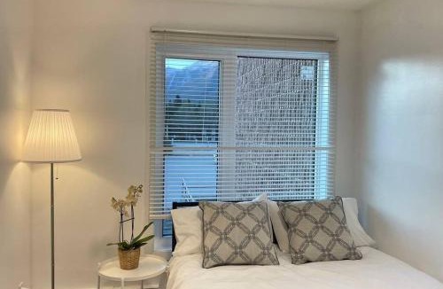 Town Centre Apartment | #204 Cozy Mountain View 2BR in Canmore DT