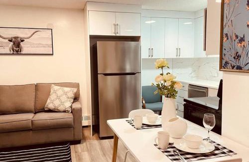 Town Centre Apartment | #204 Cozy Mountain View 2BR in Canmore DT