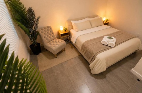 East Little Havana Apartment | 204 Next to Brickell King bed Location Modern
