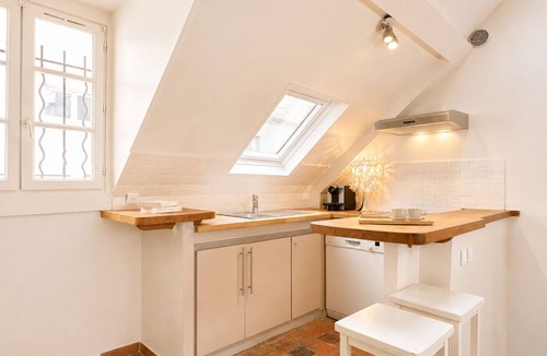 6th Arrondissement Apartment | 2066 Princesse