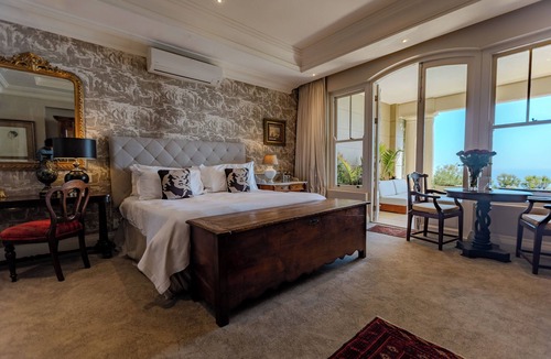 Clifton Hotel | 21 Nettleton
