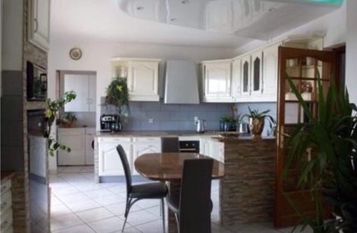 Sommieres Villa | 210 m2 villa, fully air-conditioned, large swimming pool, garden, breathtaking view