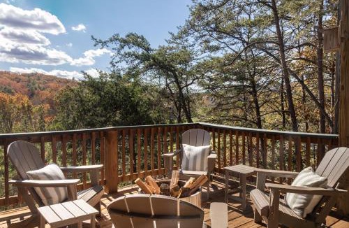 Basye Ski Chalet | 210 Nelson Way: Par Pine Lodge