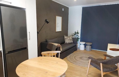 George Central Apartment | 211 The Meadows
