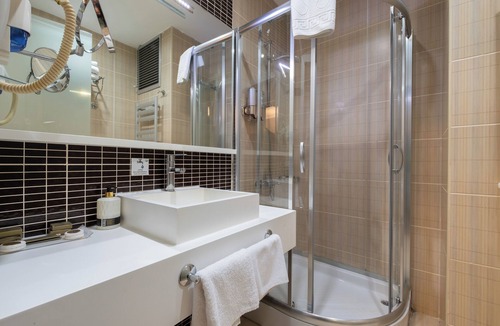 Sekerpinar Hotel | 216 Castle Hotel