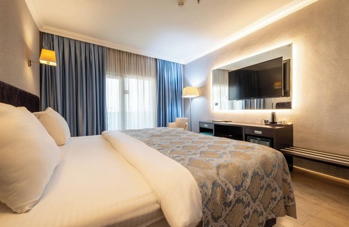 Sekerpinar Hotel | 216 Castle Hotel