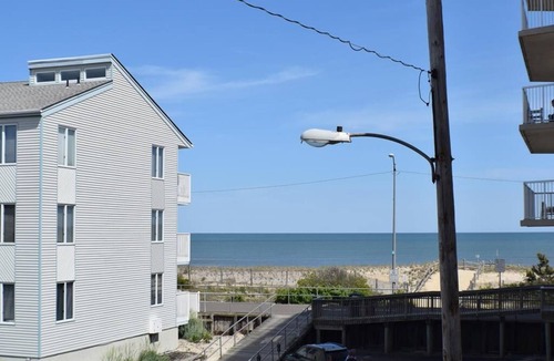 Sea Isle City Condo | 22 35th Street 2nd Floor Unit 3