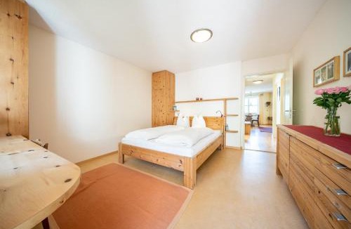 Vulpera Apartment | 2205 Schoen eingerichtete Wohnung mit stilvollem Flair