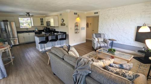 Mid Island House | 231 Dundee