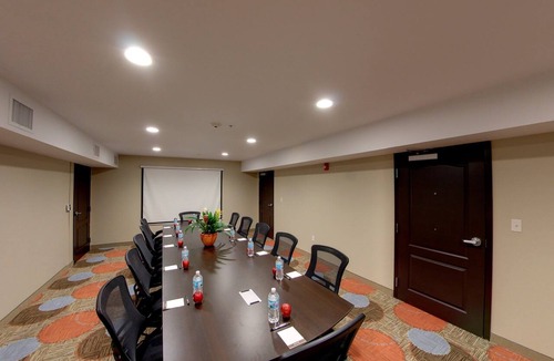 Bryant Pattengill East Apartment | 24 Hour Business Center + Fitness Center | Short Drive to University of Michigan