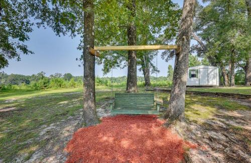 Washington County House | 24 Mi to Morrison Springs County Park: Cozy Home