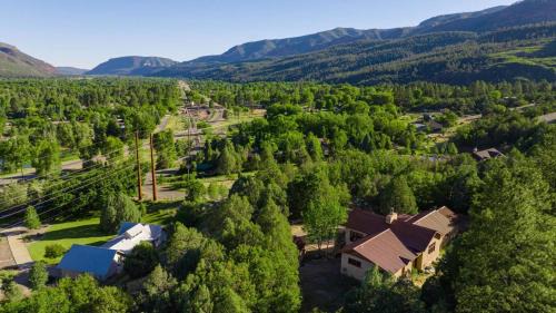 Hermosa House | 240 County Road 201