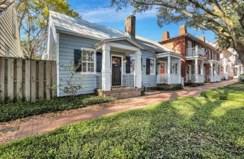 Beach Institute House | 24e by Lucky Savannah
