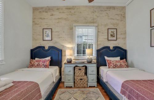 Beach Institute House | 24e by Lucky Savannah