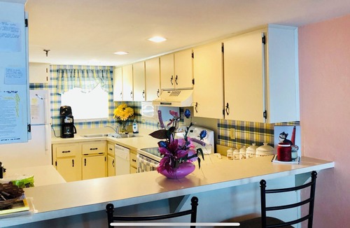 Ormond-by-the-Sea Condo | 25% DISCOUNT IF OVER 28 days! EARLY BOOK DISCOUNT!