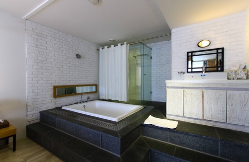 Busanjin Hotel | 25 Hours Hotel