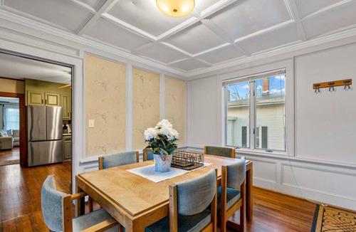 Southington Apartment | #25 *Massive* 5 BR in Downtown Southington*